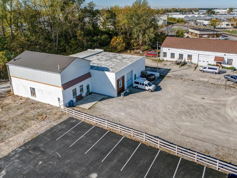 More Photos Of 322 Illinois Ave, Maumee Warehouse For Sale