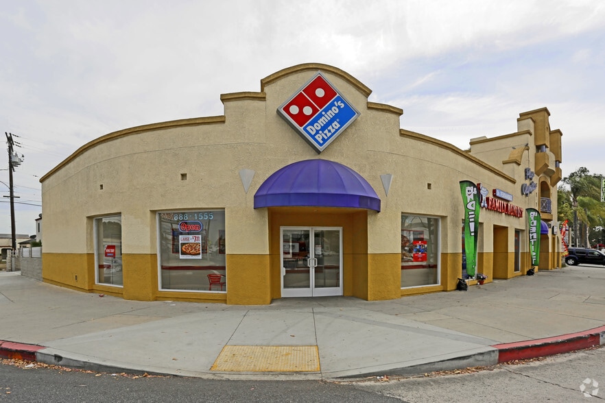 More Photos Of 5724-5742 E Olympic Blvd, Commerce Unknown For Lease