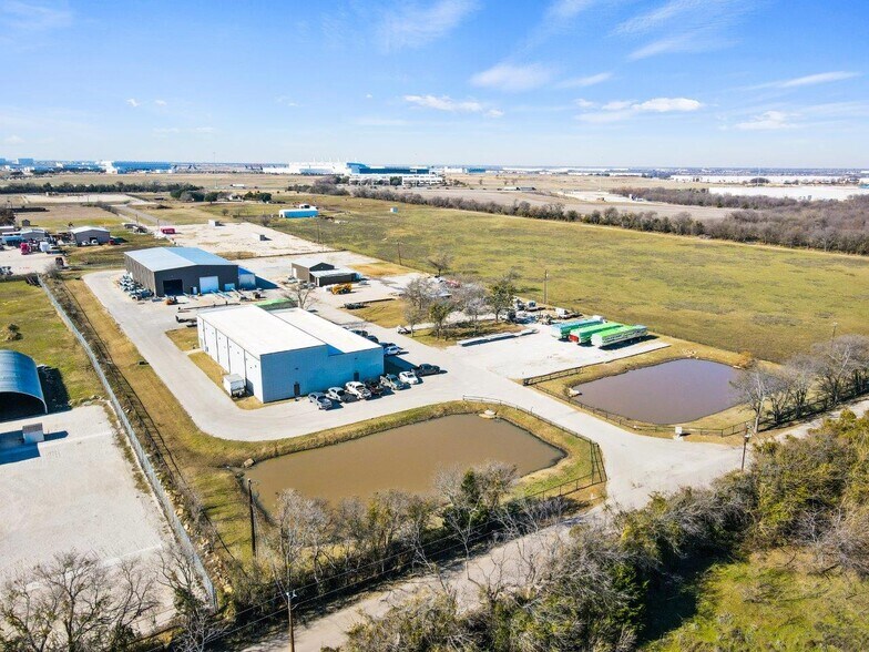 More Photos Of 14475 Old Denton Rd, Roanoke Industrial For Sale