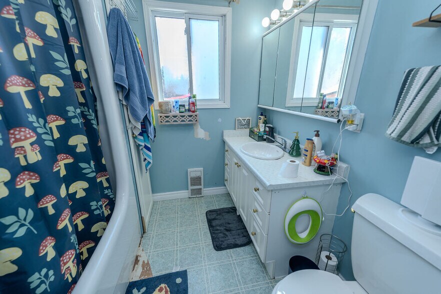 More Photos Of 181 Melville Rd, Consecon Trailer Camper Park For Sale
