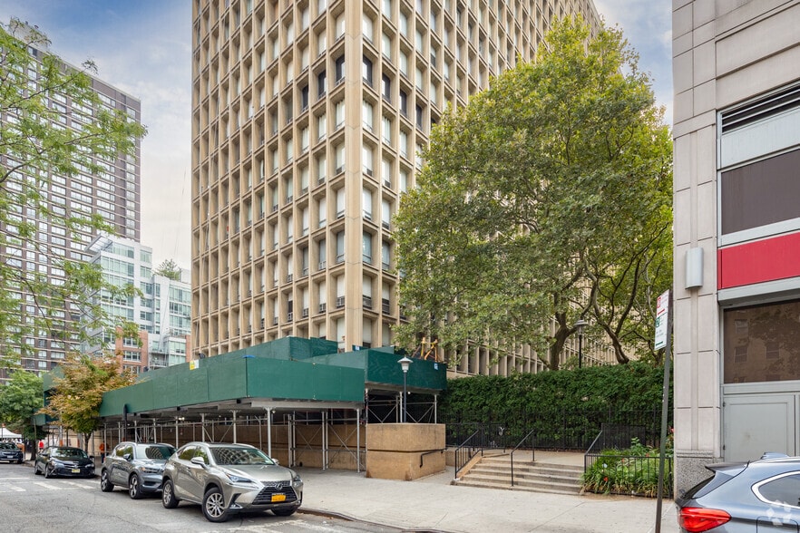 More Photos Of 333 E 30th St, New York Apartments For Sale