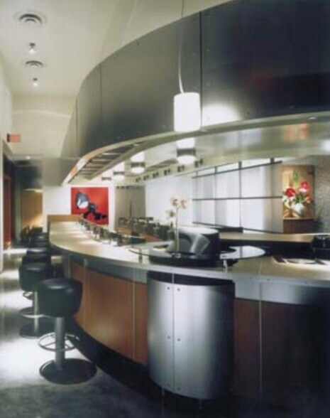 More Photos Of 2000 Sawtelle Blvd, Los Angeles General Retail For Sale
