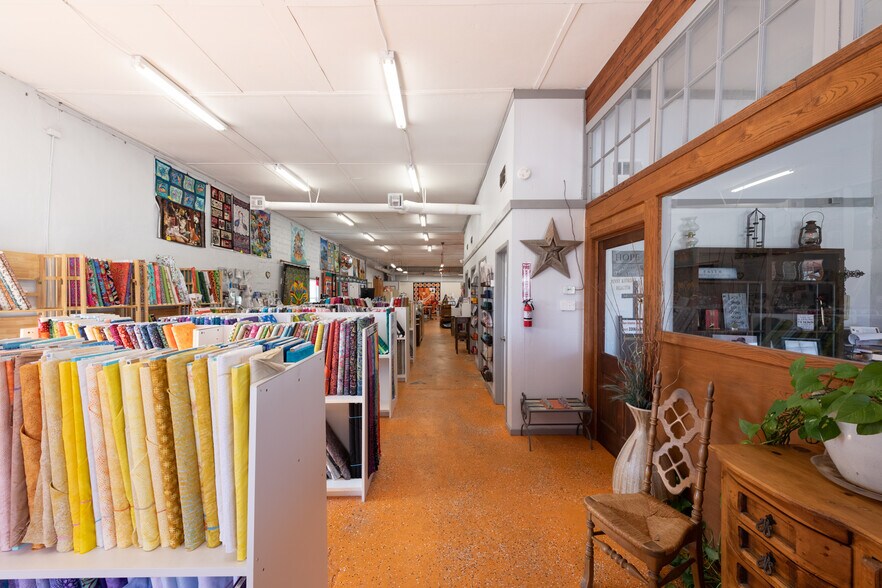 More Photos Of 315 N Bridge St, Henrietta Storefront For Sale