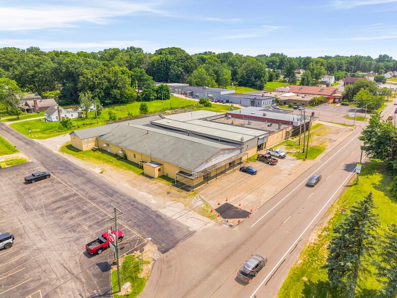 More Photos Of 1609-1625 Massillon Rd, Akron Warehouse For Sale