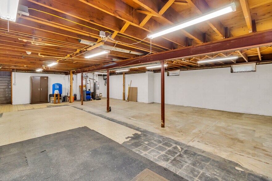 More Photos Of 1258 Stoney Run Rd, Hanover Industrial For Sale