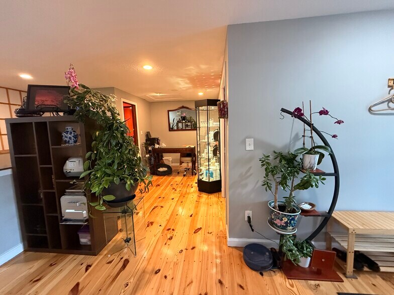 More Photos Of 35 Route 134, South Dennis Office For Sale