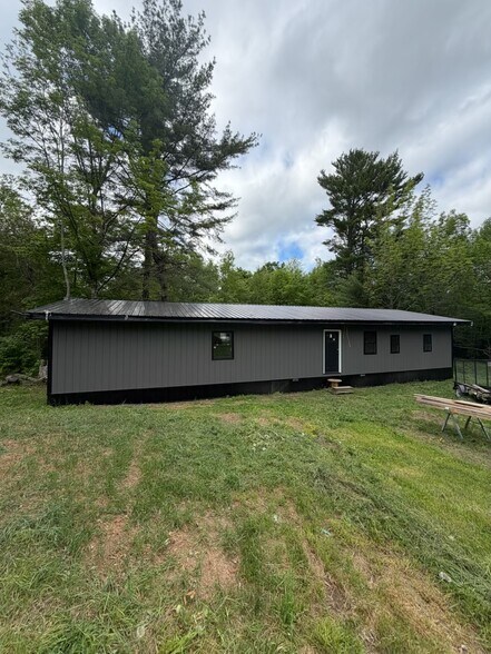 More Photos Of 179 Melody Ln, Saint Albans Industrial For Sale