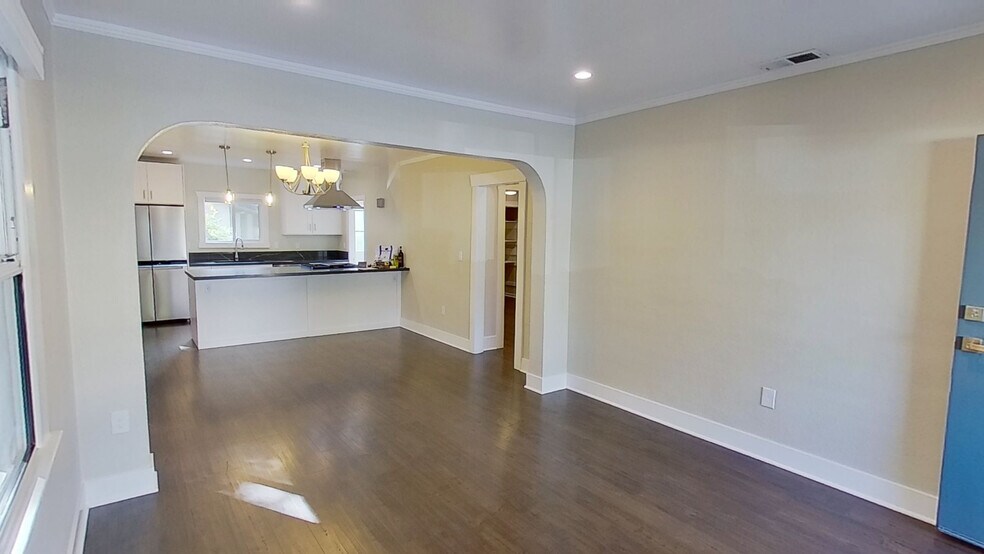 More Photos Of 2019 Castillo St, Santa Barbara Multifamily For Sale