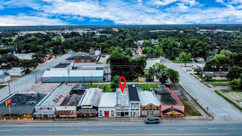 More Photos Of 4123 Highway 90, Brookshire Office For Sale