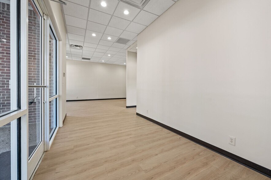 More Photos Of 5708 Colleyville Blvd, Colleyville Medical For Lease