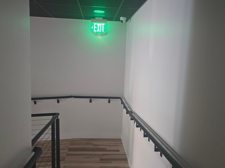 More Photos Of 15 S Indiana St, Greencastle Storefront Retail Office For Sale