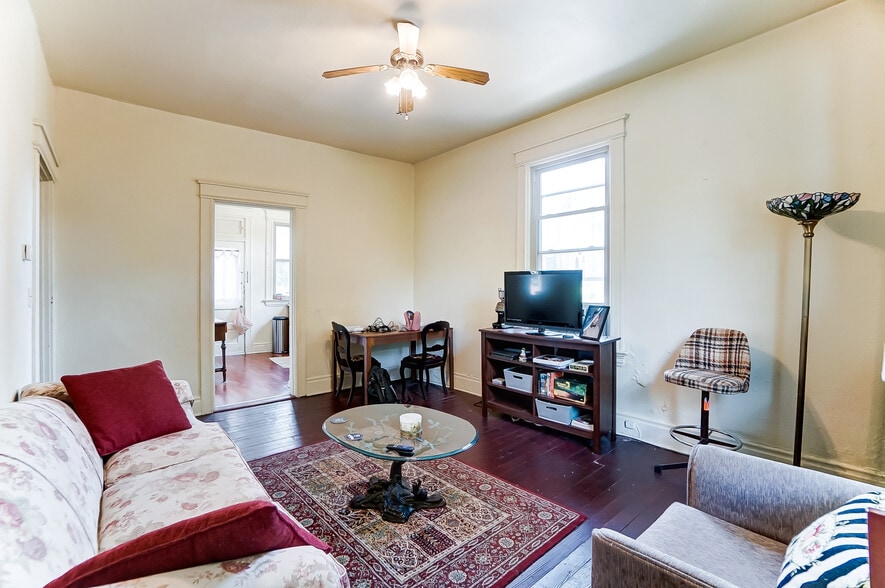 More Photos Of 1801 Chase Ave, Cincinnati Apartments For Sale