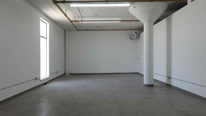 More Photos Of 806-808 N La Brea Ave, Inglewood Flex For Lease