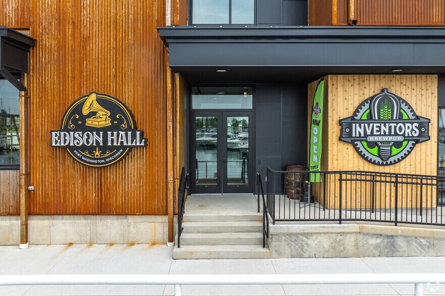 More Photos Of 305 E Washington St, Port Washington General Retail For Sale