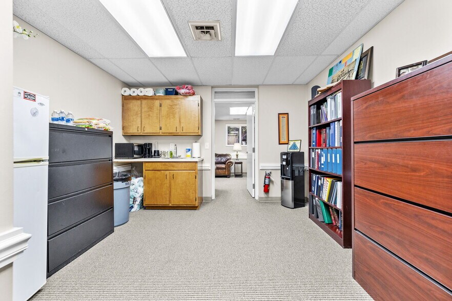 More Photos Of 150 Scarboro St, Asheboro Medical For Sale