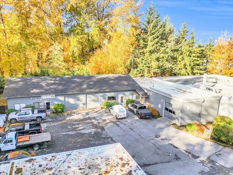 More Photos Of 221 10th St S, Kirkland Industrial For Sale