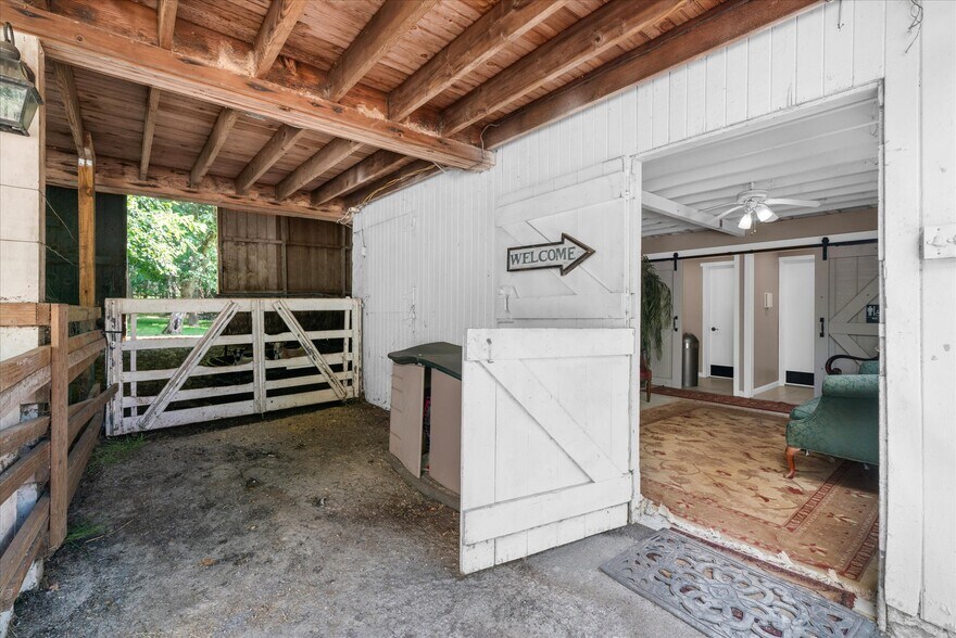 More Photos Of 5358 York Rd, Doylestown Hospitality For Sale