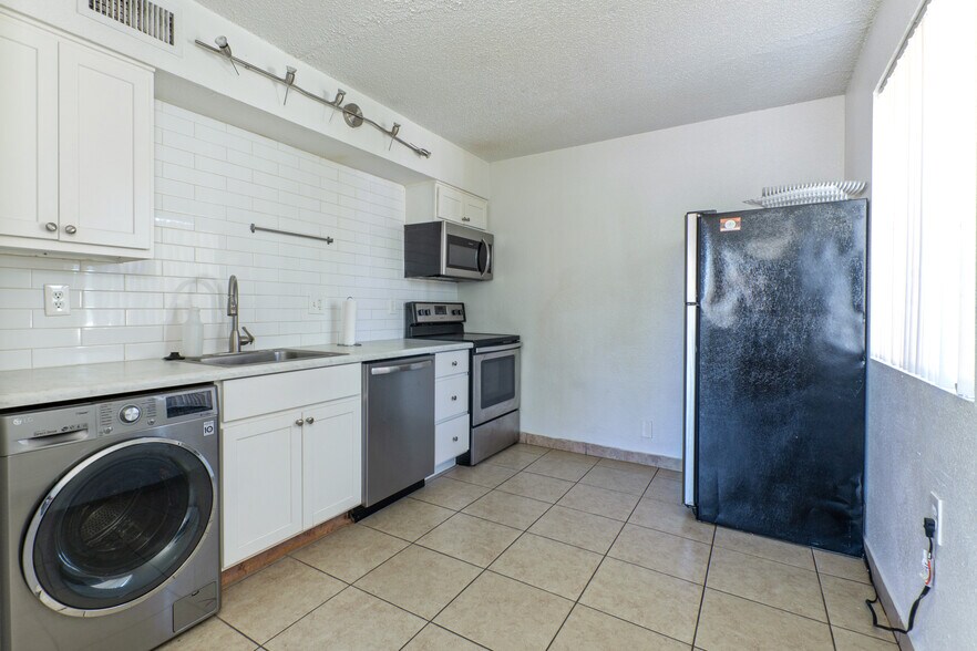 More Photos Of 1623-1625 W Missouri Ave, Phoenix Apartments For Sale