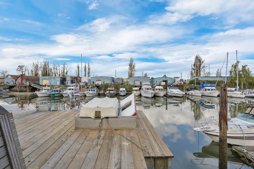 More Photos Of 9505 Gunderson Rd, Delta Industrial For Sale