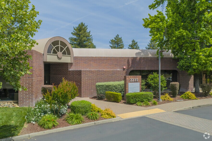 Primary Photo Of 2255 Challenger Way, Santa Rosa Unknown For Lease