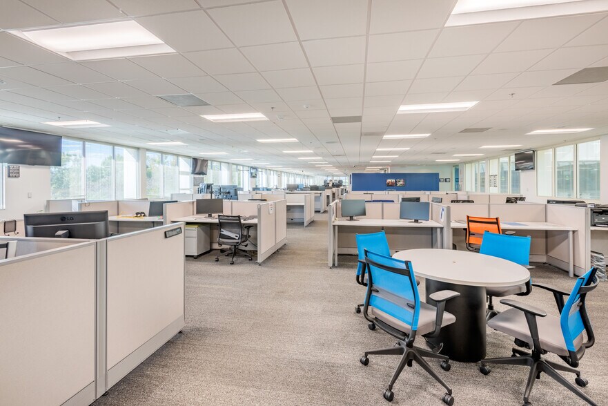 More Photos Of 1800 Continental Blvd, Charlotte Office For Lease