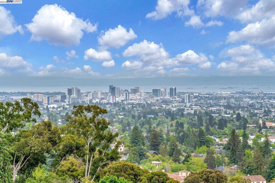 Primary Photo Of 150 Panoramic Way, Berkeley Apartments For Sale