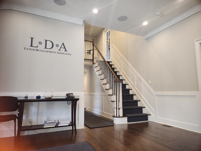 More Photos Of 410 E Main St, Centerport Office Residential For Sale