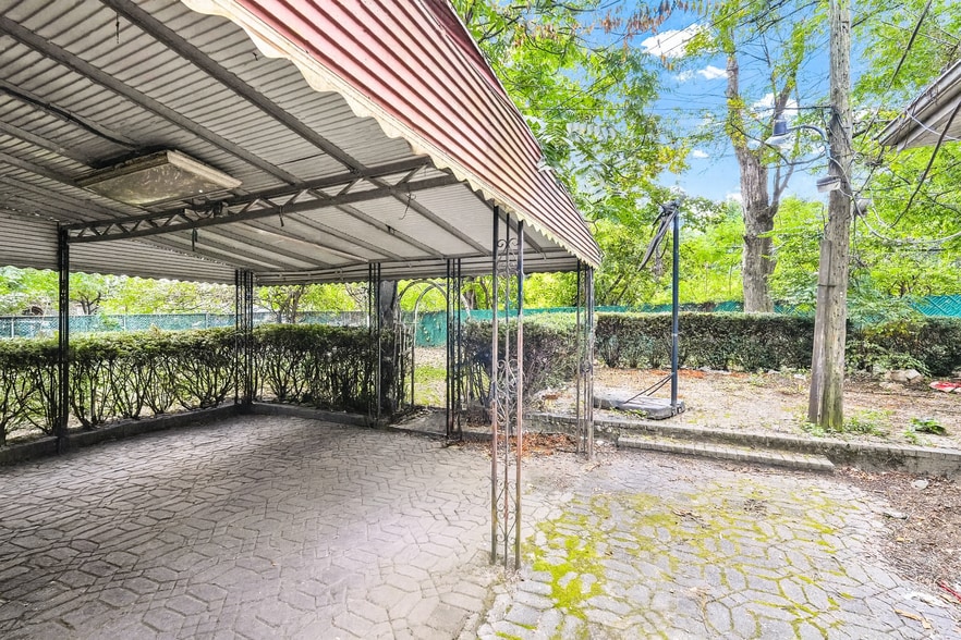 More Photos Of 8126 Austin St, Kew Gardens Land For Sale