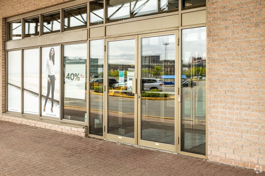 More Photos Of 6301-6381 Rte Transcanadienne, Pointe-claire Storefront For Lease
