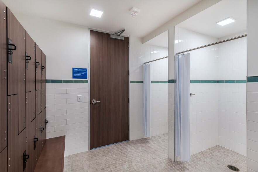 More Photos Of 1001 Winstead Dr, Cary Unknown For Lease