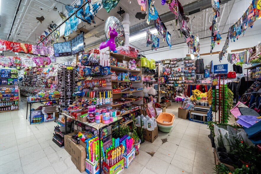 More Photos Of 814-816 Summit Ave, Union City Apartments For Sale