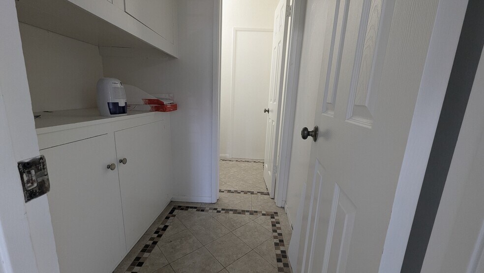 More Photos Of 4425 Cass St, San Diego Office For Lease