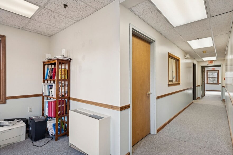 More Photos Of 61 Depot St, White River Junction Office For Sale