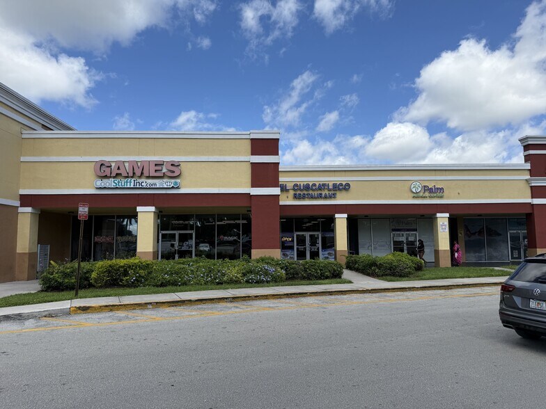 More Photos Of 6805-7031 Taft St, Hollywood Unknown For Lease