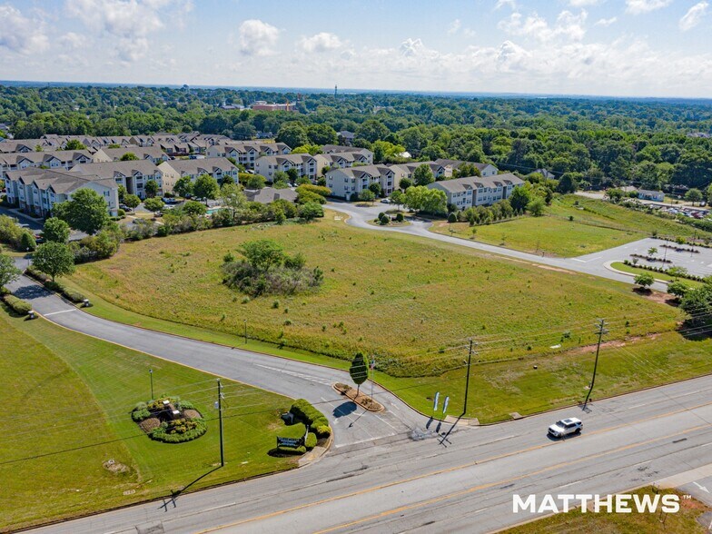 More Photos Of 445 Buncombe Rd, Greer Land For Sale