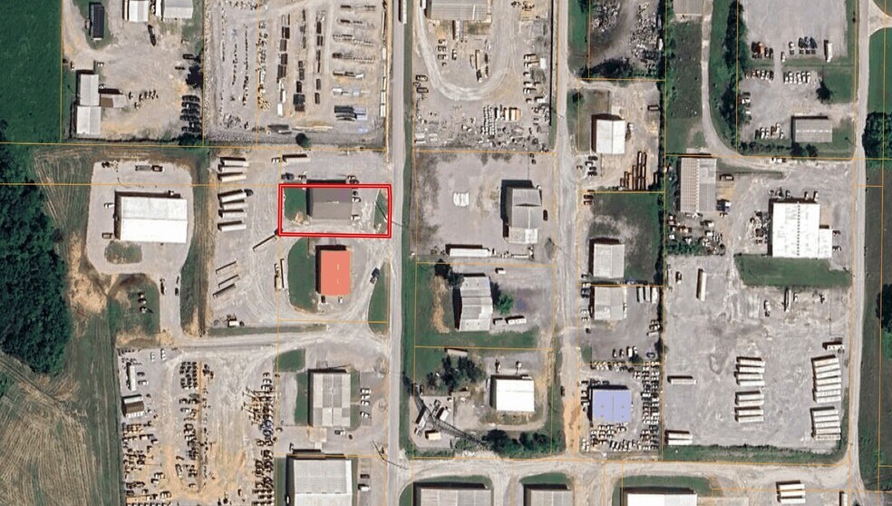 More Photos Of 566 Steed Rd, Trinity Industrial For Lease