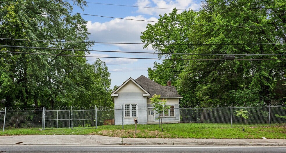 Primary Photo Of 2342 Bolton Rd, Atlanta Land For Sale