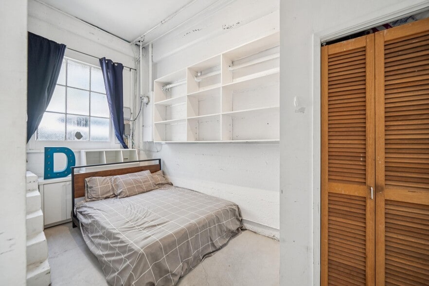 More Photos Of 237 Clara St, San Francisco Office For Sale