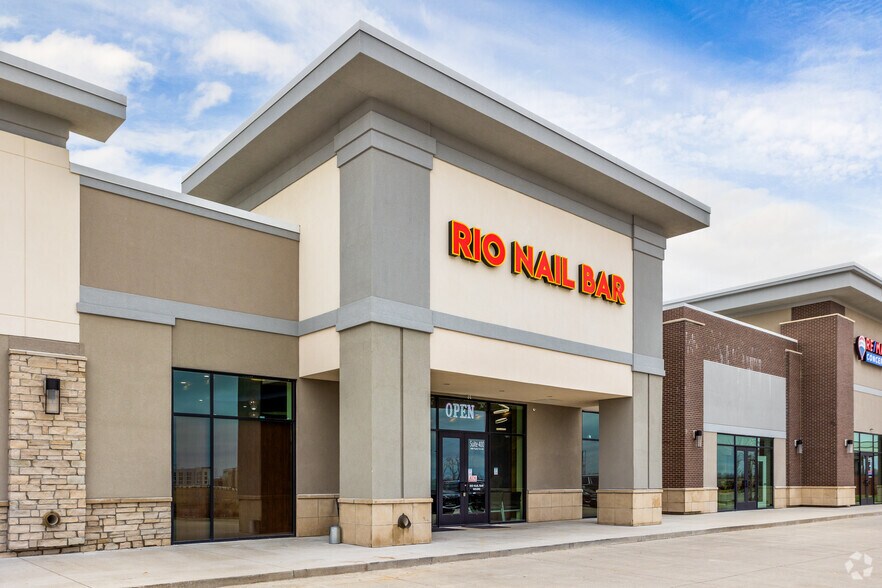 More Photos Of 3880 Prairie Fire NW, Altoona General Retail For Sale