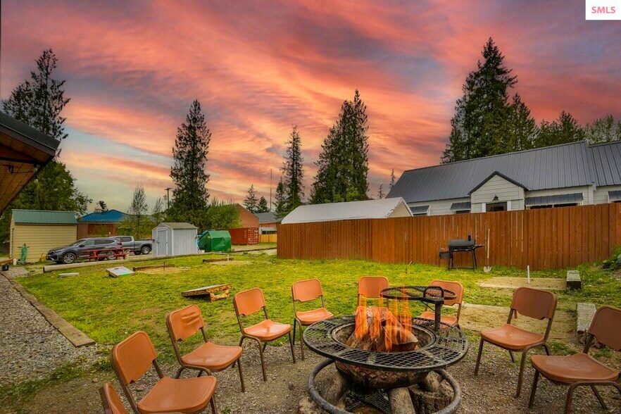 More Photos Of 213 E 4th Ave, Clark Fork Restaurant For Sale