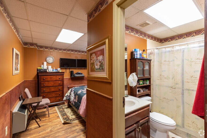 More Photos Of 2514 Avenue D, Birmingham Religious Facility For Sale