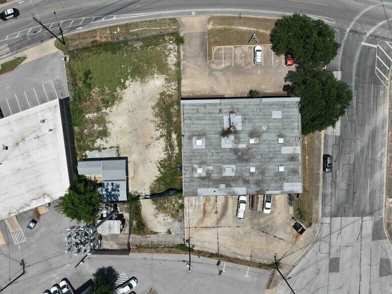 More Photos Of 2339 Kramer Ln, Austin Warehouse For Lease