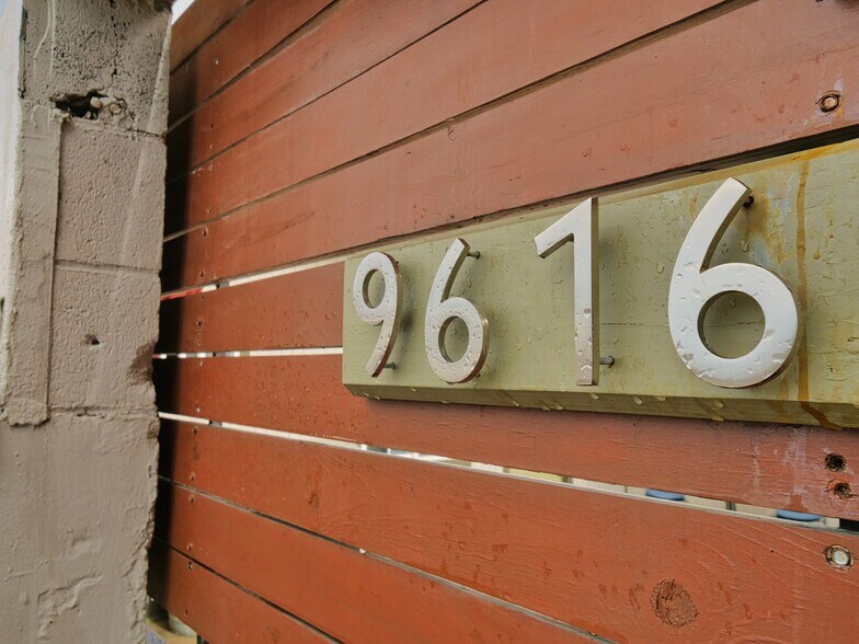 More Photos Of 9614-9616 MacArthur Blvd, Oakland Religious Facility For Lease