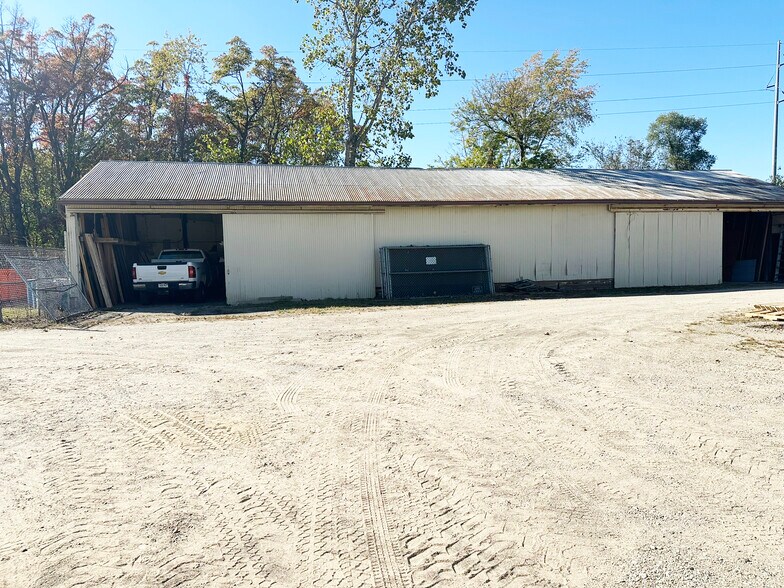 More Photos Of 23186 Ireland Rd, South Bend Industrial For Sale