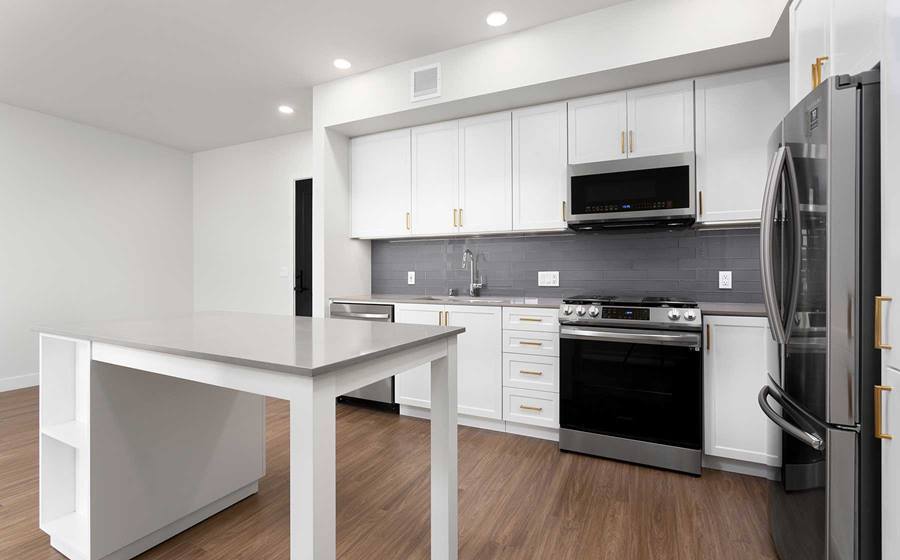 More Photos Of 185 S State College Blvd, Brea Apartments For Lease