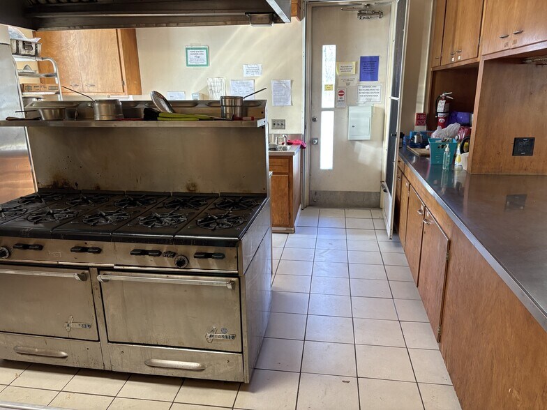 More Photos Of 248 Broadway, Norwich Religious Facility For Sale