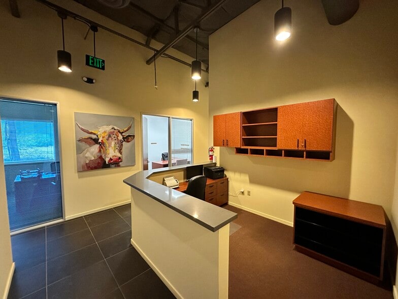 More Photos Of 4320 E Presidio St, Mesa Medical For Lease