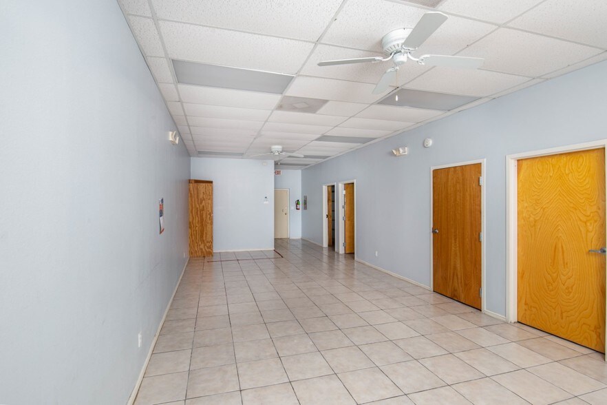 More Photos Of 1740 Boca Chica Blvd, Brownsville Drugstore For Lease