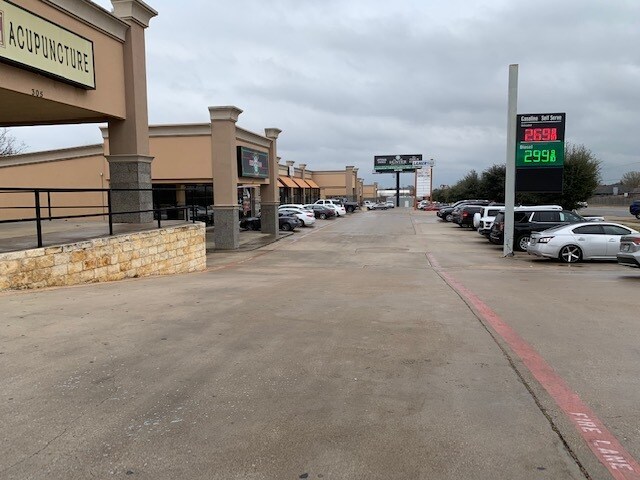 More Photos Of 403 E Stan Schlueter Loop, Killeen Freestanding For Lease