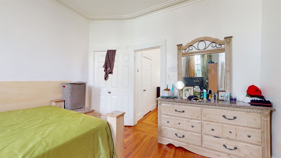 More Photos Of 603 11th St, Union City Apartments For Sale